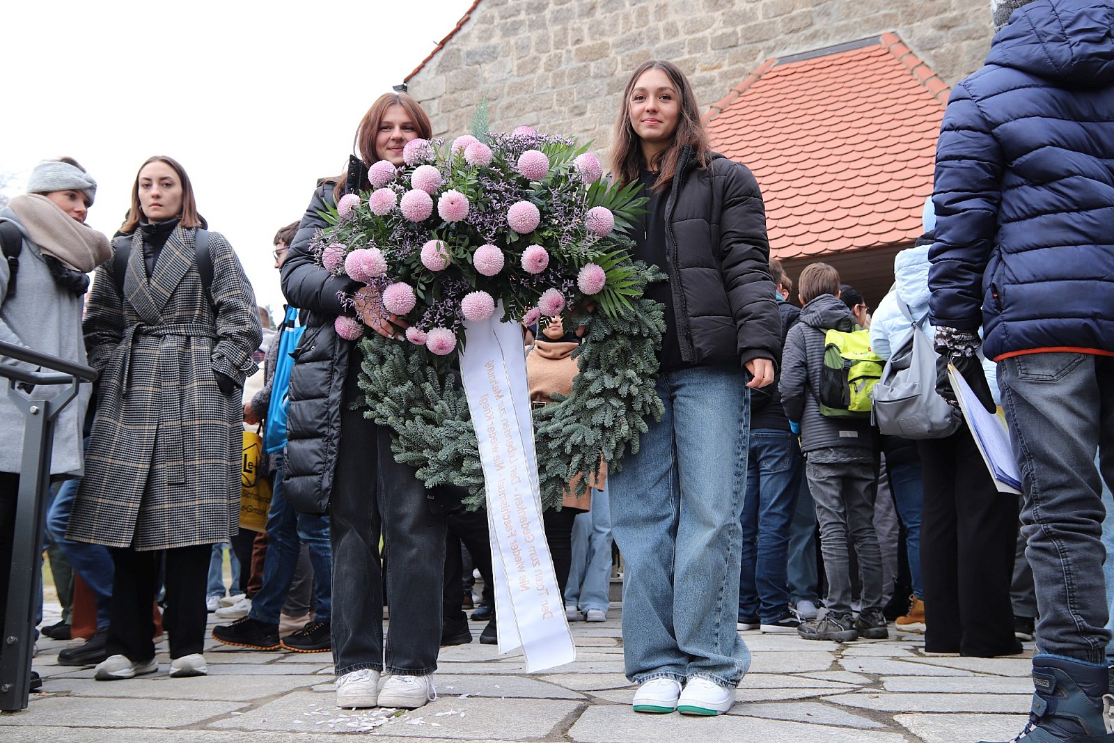 OS KOVO se studenty uctil památku v koncentračním táboře Flossenbürg  - 9.11.2023