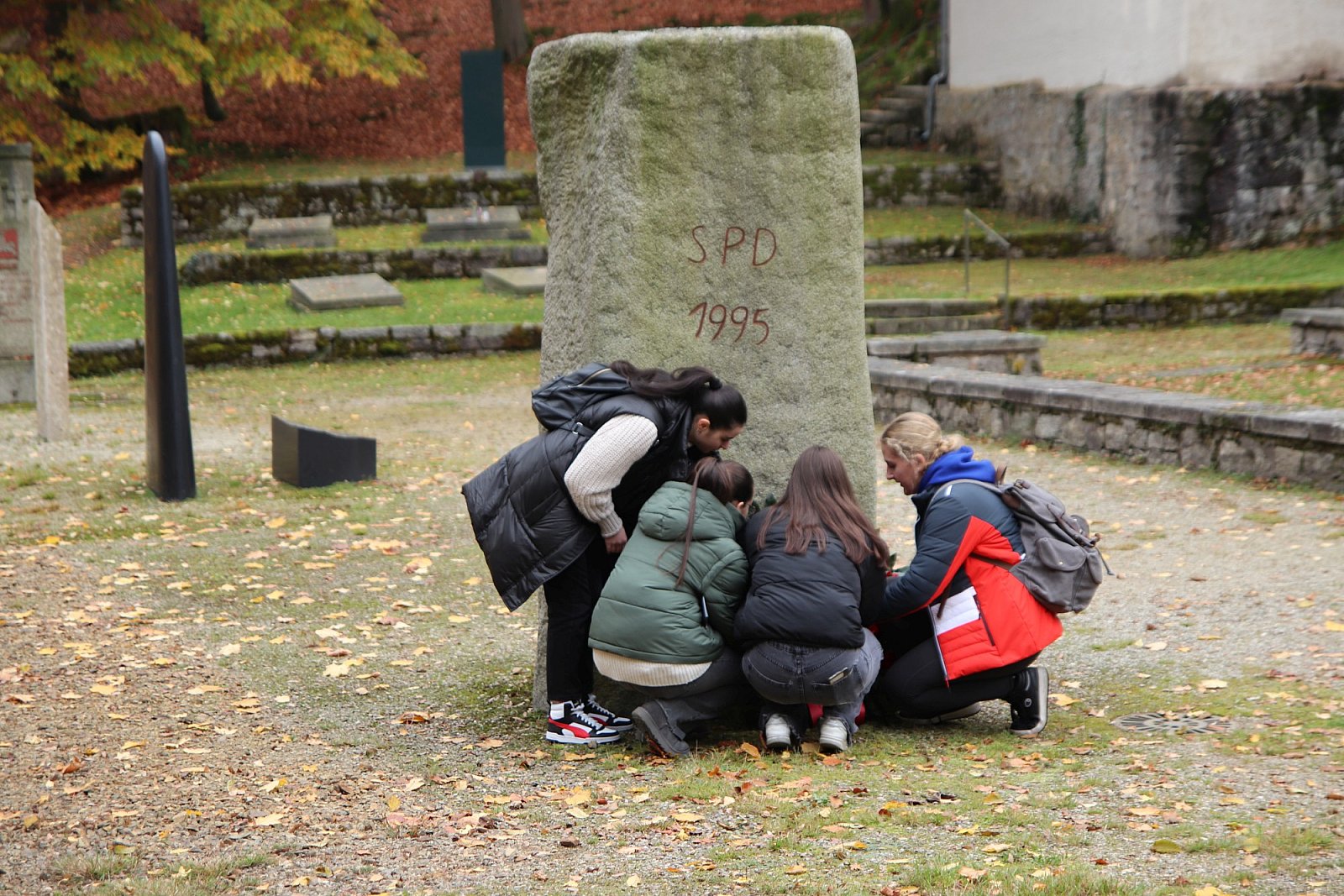 OS KOVO se studenty uctil památku v koncentračním táboře Flossenbürg  - 9.11.2023